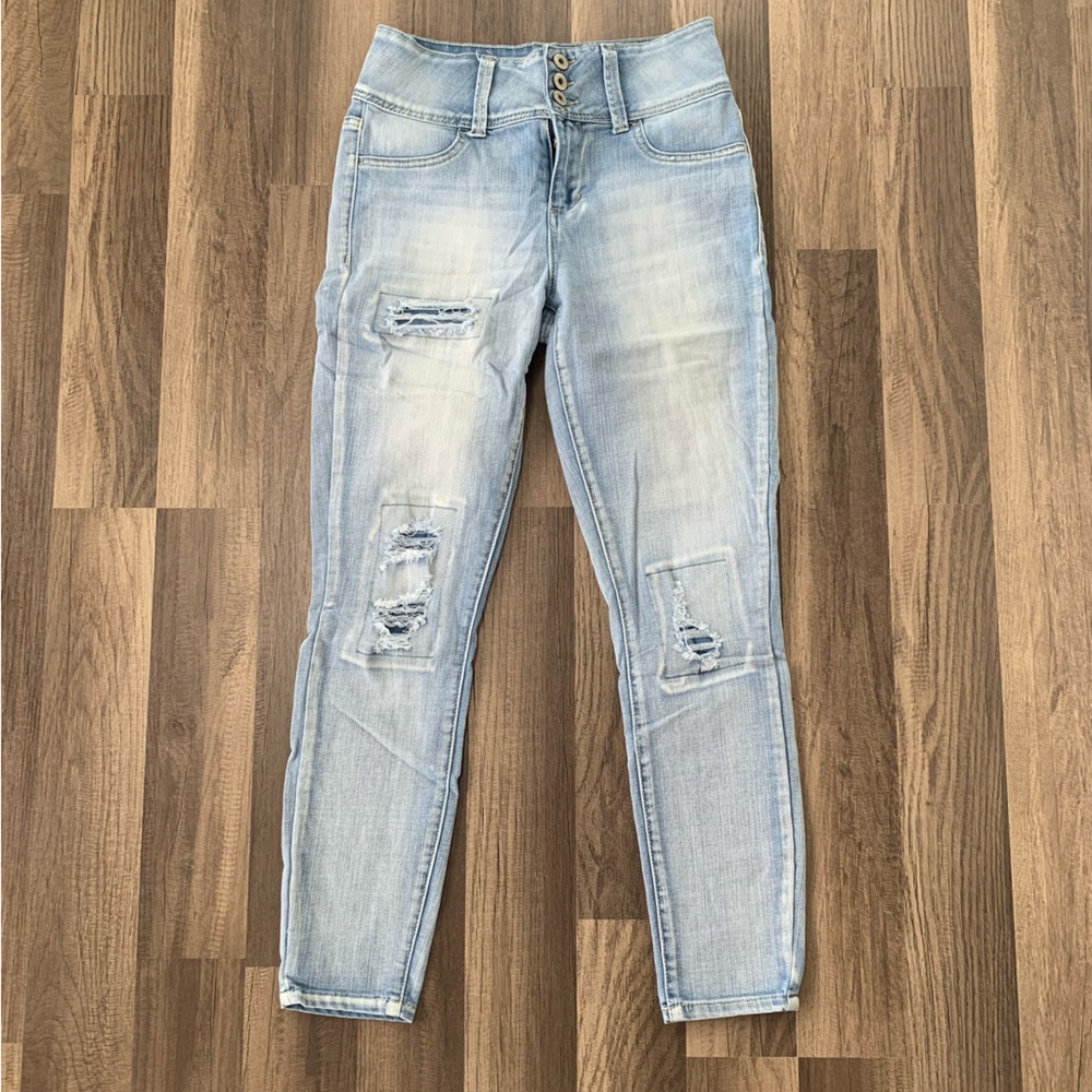 Vanilla Star High Rise Skinny jeans size 7